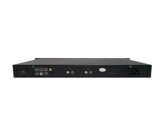 เครื่องเล่นดีวีดี AM FM Tuner พร้อม USB และ SD 20Hz ถึง 20KHz